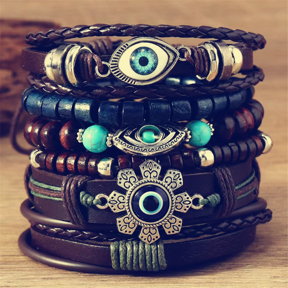 Juego de pulseras con dijes bohemios: pluma, ojo malvado, mano de Fátima y más